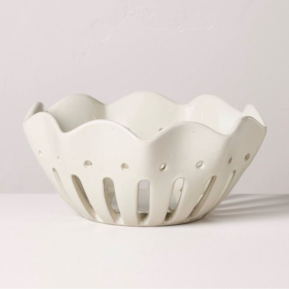 Large Wavy Edge Berry Bowl Sour Cream Hearth & Hand with Magnolia